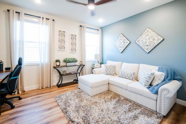 42695 Torno Place, Indio CA: https://media.crmls.org/mediaz/ee051596-9bb4-47d9-b225-d85aa19342ca.jpg
