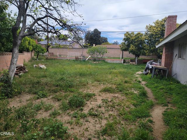 1963 Sorrel Street, Camarillo CA: https://media.crmls.org/mediaz/ee05380c-b461-49f4-9153-879f8b2f24a3.jpg