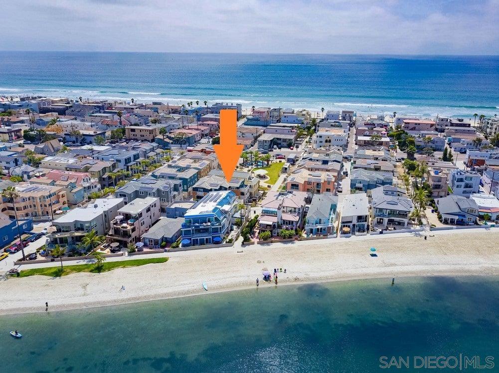 826 Jersey Ct
