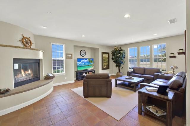 11443 Stockwood Cove, San Diego CA: https://media.crmls.org/mediaz/ee07d82f-50fd-4d1d-935c-f78684a421a5.jpg