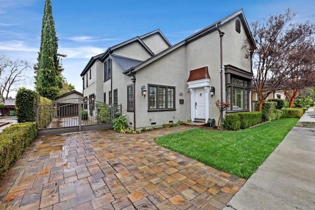 1538 Lincoln Avenue, San Jose CA: https://media.crmls.org/mediaz/ee08523e-2f3c-439f-8be6-286a86c9607d.jpg