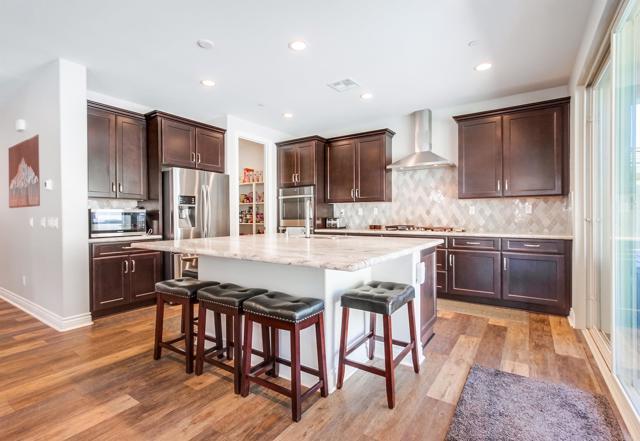 Detail Gallery Image 6 of 65 For 280 Shetland, Fallbrook,  CA 92028 - 4 Beds | 3/1 Baths
