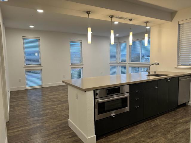 3658 Capitol Ave, Fremont CA: https://media.crmls.org/mediaz/ee091989-979b-406e-b858-9db9672f02bb.jpg