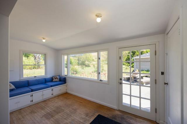1650 Stage Road, Pescadero CA: https://media.crmls.org/mediaz/ee093c03-bfd4-4a4d-8f56-eb62dd89a374.jpg