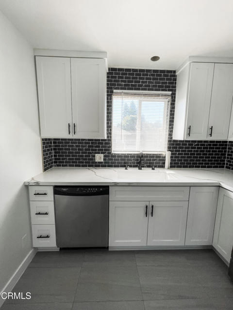 Detail Gallery Image 2 of 13 For 1121 W Exposition Bld, Los Angeles,  CA 90007 - 2 Beds | 1 Baths