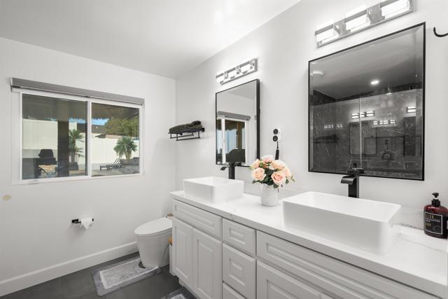 3120 Poe Street, San Diego CA: https://media.crmls.org/mediaz/ee0c923b-eaf8-4ccf-8621-6e15138d3897.jpg