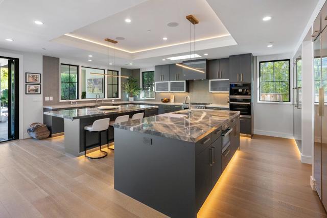 424 Occidental Avenue, San Mateo CA: https://media.crmls.org/mediaz/ee0d072e-f76b-46f4-b569-26663a08bf78.jpg