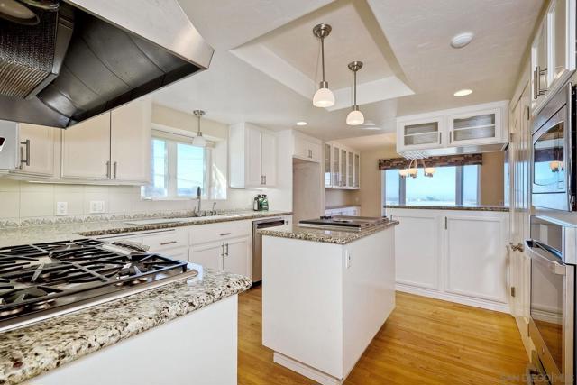 3728 Curtis St, San Diego, California 92106, 5 Bedrooms Bedrooms, ,3 BathroomsBathrooms,Single Family Residence,For Sale,Curtis St,250029170SD
