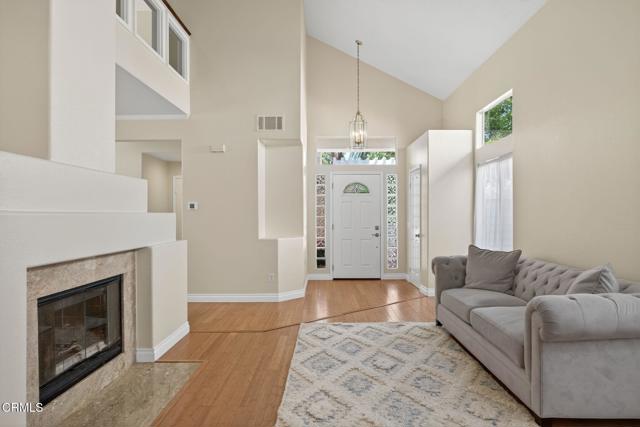 7748 Paso Robles Street, Ventura CA: https://media.crmls.org/mediaz/ee107efd-9148-4241-9f84-0700d17e8340.jpg