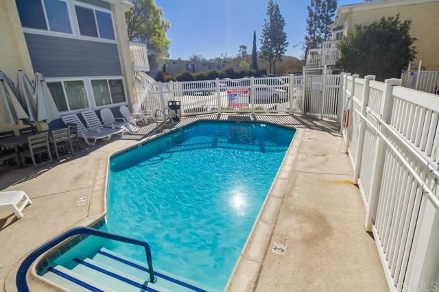 Detail Gallery Image 19 of 36 For 12616 Lakeshore Dr, Lakeside,  CA 92040 - 2 Beds | 2 Baths