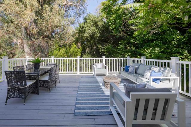 850 Arroyo Court, Palo Alto CA: https://media.crmls.org/mediaz/ee126702-3ae4-4ef2-90c9-0db54fe67de7.jpg