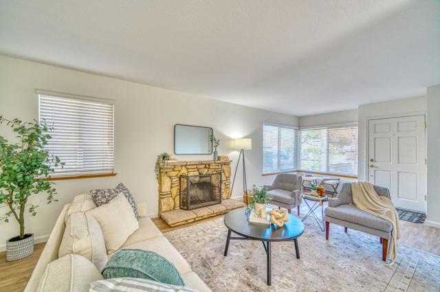1422 Broadway, Santa Cruz CA: https://media.crmls.org/mediaz/ee132b62-8f85-4a2c-a4b3-02c4d109274f.jpg