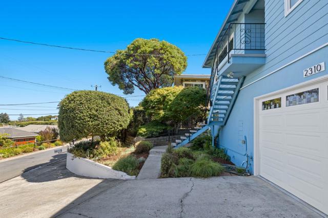 2310 Wooster Avenue, Belmont CA: https://media.crmls.org/mediaz/ee149a50-93e3-4c66-8b68-689d19dec30f.jpg