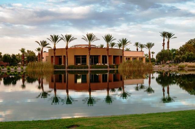60590 Lace Leaf Court, La Quinta CA: https://media.crmls.org/mediaz/ee153d5d-34e9-4568-876f-1c2cbb0218e3.jpg
