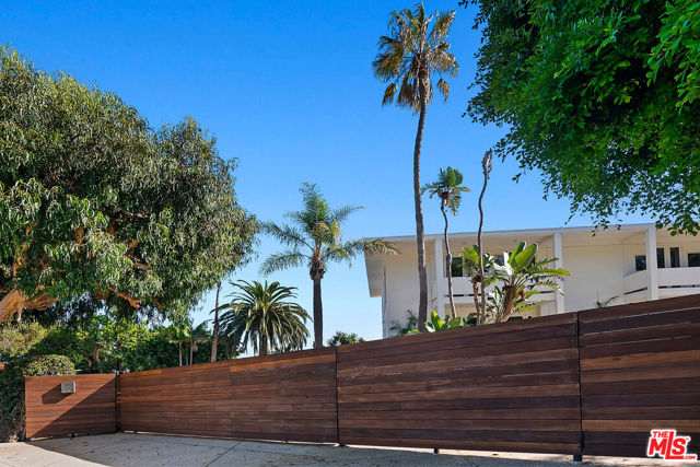 Drew Fenton | 27400 Pacific Coast Highway Malibu CA | MLS: 7481830