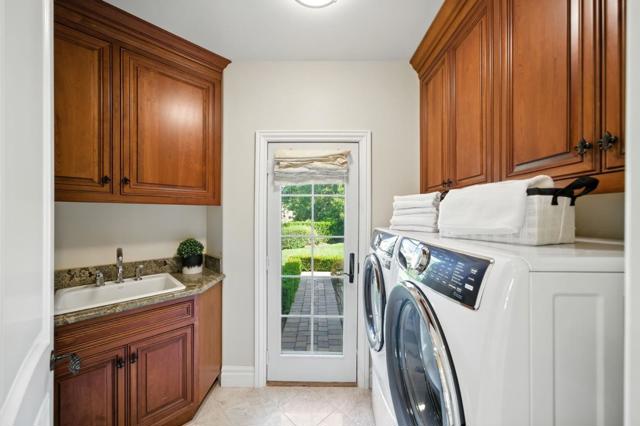 44989 Vista Del Sol, Fremont CA: https://media.crmls.org/mediaz/ee169061-6458-46be-8d2a-370347509331.jpg