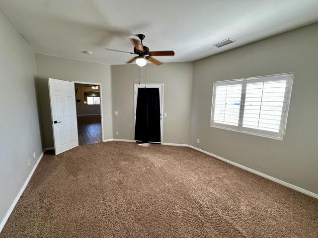 3827 Sandy Point Drive, Blythe CA: https://media.crmls.org/mediaz/ee199760-21f3-481c-ad1c-0972de8b0001.jpg