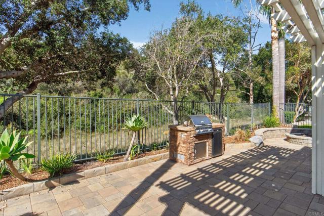 Detail Gallery Image 6 of 35 For 2776 W Canyon Ave, San Diego,  CA 92123 - 4 Beds | 3 Baths