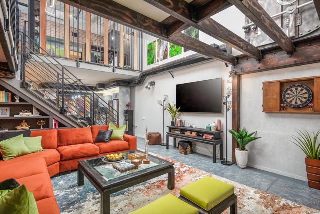 350 11th Avenue, San Diego CA: https://media.crmls.org/mediaz/ee1a3df9-c248-433b-97bc-e6f3224cb90c.jpg