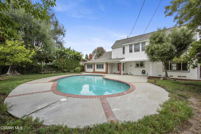 19816 Needles Street, Chatsworth CA: https://media.crmls.org/mediaz/ee1acfcd-dd5e-4da3-bcab-573875d26ed6.jpg