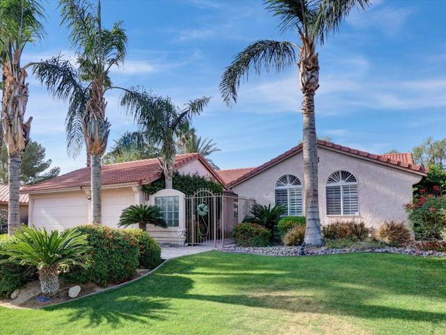 64771 Augusta Ave Avenue, Desert Hot Springs CA: https://media.crmls.org/mediaz/ee1afbea-2b5d-483d-b3de-fdb4fafb7328.jpg