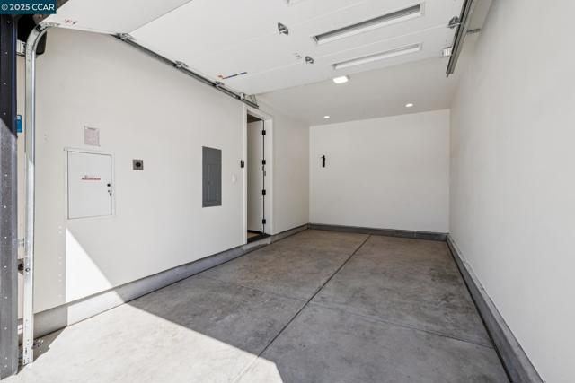 1270 64th St, Emeryville CA: https://media.crmls.org/mediaz/ee1bb7d2-34b3-4742-a63a-788ae7f39add.jpg