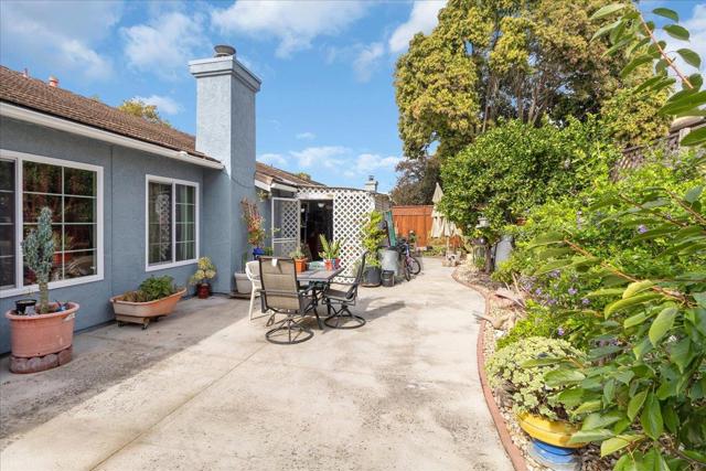 981 Marne Drive, Hollister CA: https://media.crmls.org/mediaz/ee1c6c16-8310-40df-b44c-17cdf3ee5bcd.jpg