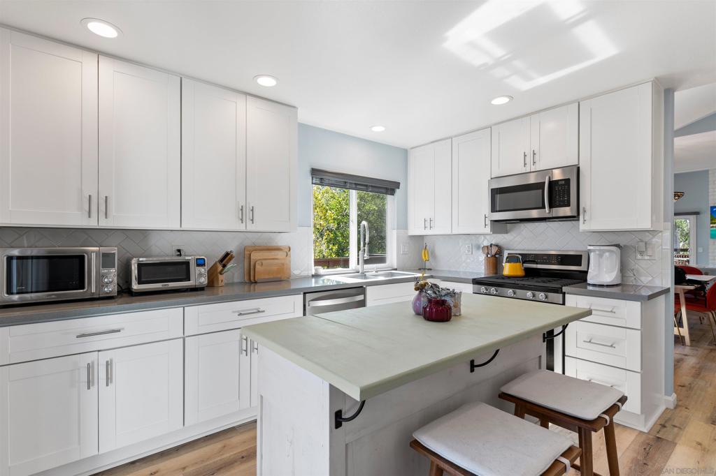 2038 Avenue Of The Trees - photo 3