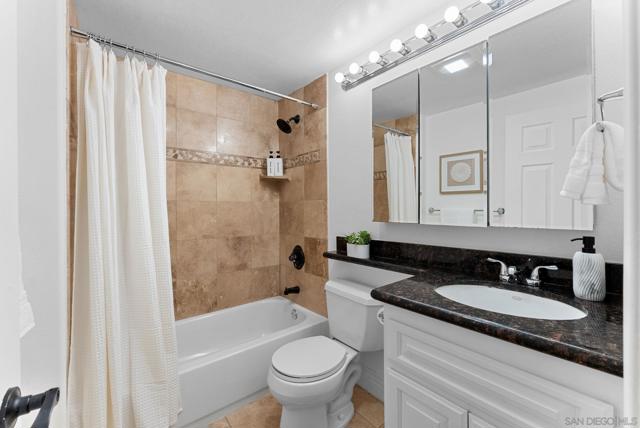 3957 Nobel Dr, San Diego CA: https://media.crmls.org/mediaz/ee1d0722-677c-4913-a3de-c3ba89748329.jpg