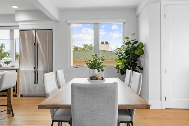 Detail Gallery Image 22 of 69 For 301 Juniper Ave, Carlsbad,  CA 92008 - 3 Beds | 3/1 Baths