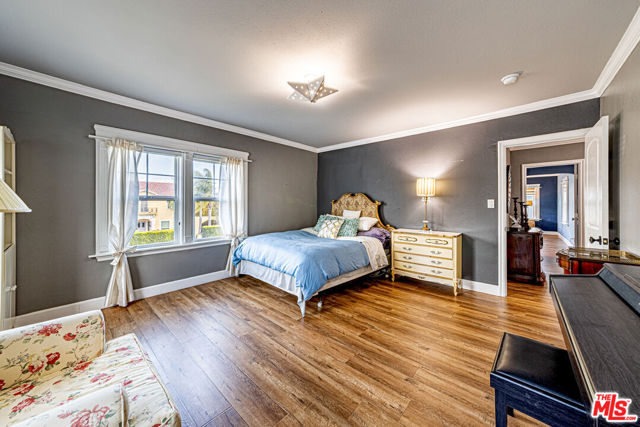 821 Lorraine Boulevard, Los Angeles CA: https://media.crmls.org/mediaz/ee1db7b2-aab4-4229-9237-782a3bc4c443.jpg