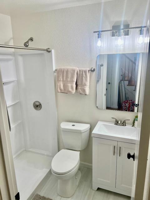 Image 6 of 62 For 5274 Sunny Orchard Lane