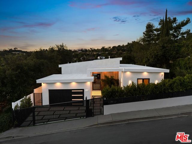 9715 Arby Drive photo 3