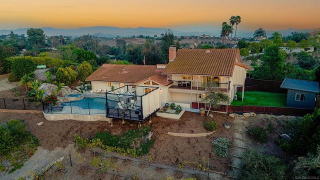 4141 Palomar Drive, Fallbrook CA: https://media.crmls.org/mediaz/ee1f8884-a644-4b37-b905-63d67c55b4e0.jpg