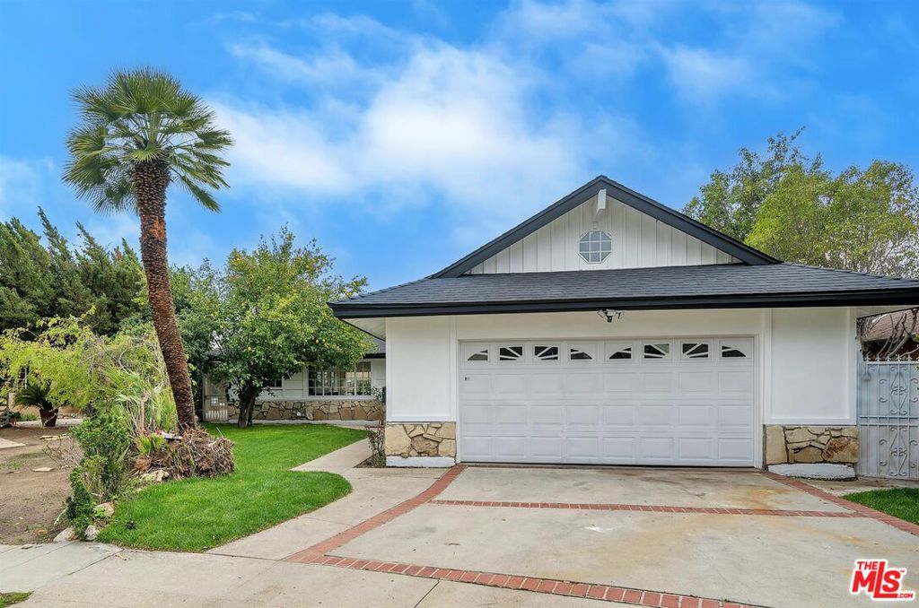 16318 Clymer Street, Granada Hills, CA 91344