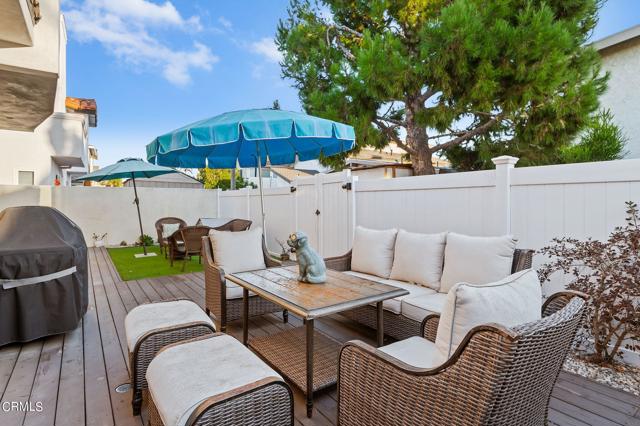 5306 Sandpiper Way, Oxnard CA: https://media.crmls.org/mediaz/ee20e7a4-e912-47ad-b8cd-5b9ba352dfc9.jpg