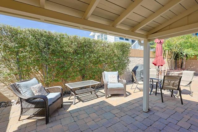 518 5th Street, Coronado CA: https://media.crmls.org/mediaz/ee21fce6-5389-482b-8054-3953e1242ec6.jpg