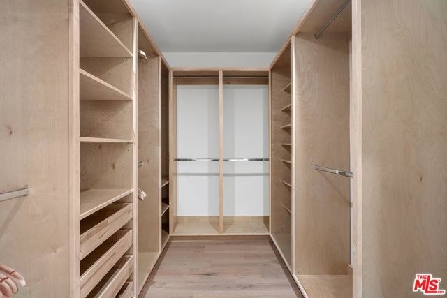 Image 15 of 29 For 4525 Greenbush Avenue