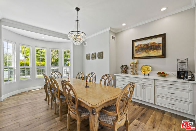 8944 Enfield Avenue, Sherwood Forest CA: https://media.crmls.org/mediaz/ee2301f5-150a-48bc-8259-0414d3ee8ec9.jpg