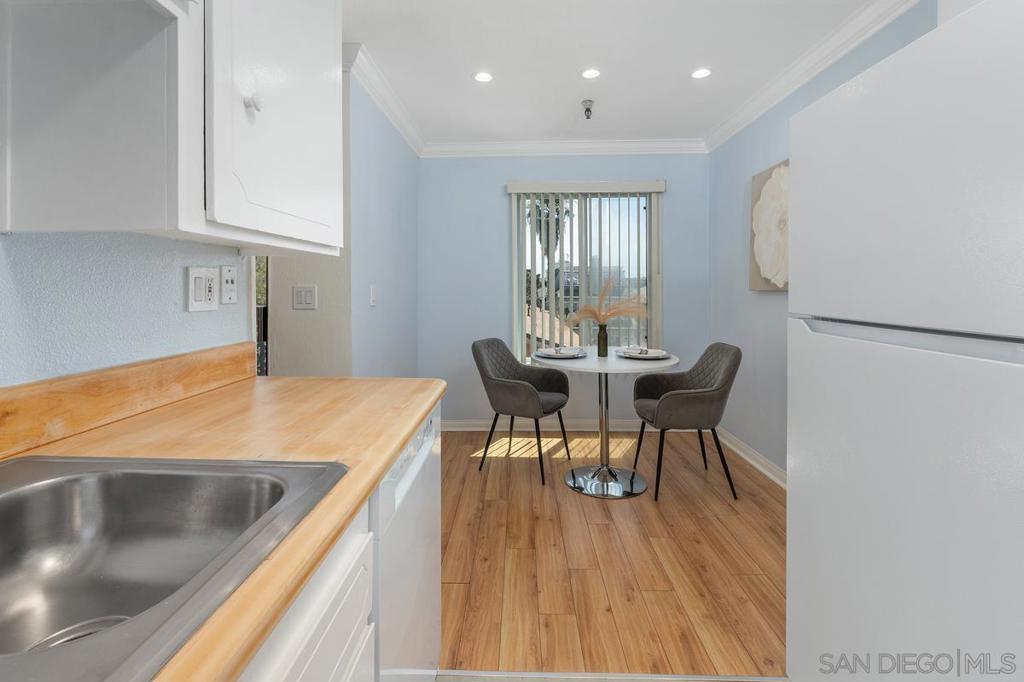 2990 Mission Blvd - photo 14