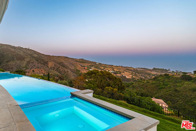 Drew Fenton | 28405 Via Acero Street Malibu CA | MLS: 7236869