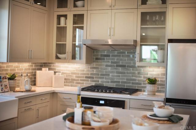 Detail Gallery Image 10 of 22 For 514 Avenida Centro #114,  Chula Vista,  CA 91910 - 3 Beds | 2/1 Baths