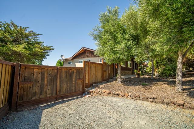 25 Adeline Drive, Walnut Creek CA: https://media.crmls.org/mediaz/ee255e3a-a492-4806-8001-3aef2d64d57d.jpg