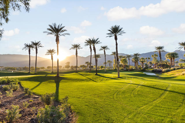 Image 30 of 36 For 52123 Dunlevie Court