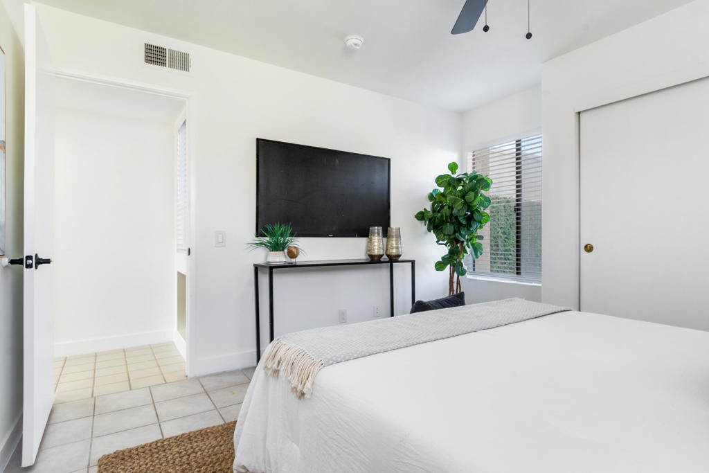 MLS #219141638PS image #10