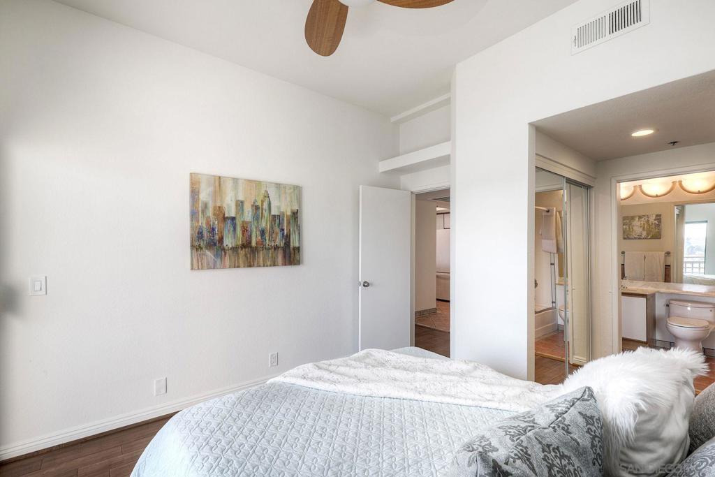 MLS #250043570SD image #11