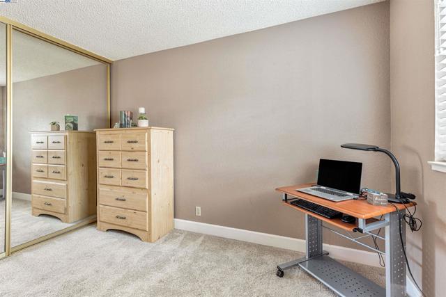 2013 Galloway Cmn, Livermore CA: https://media.crmls.org/mediaz/ee268614-f2a9-4059-b431-9137eb90c3b3.jpg