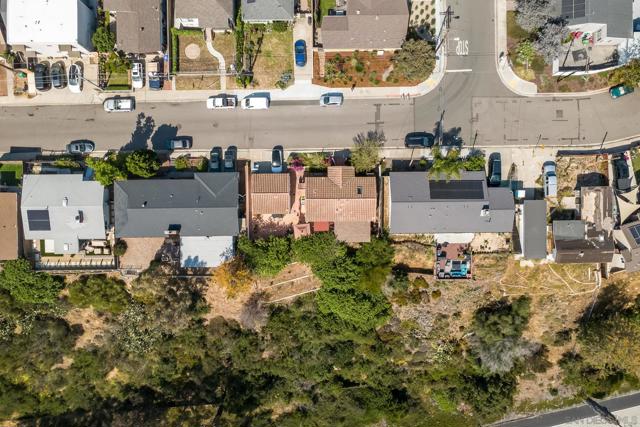 2541 Haller St, San Diego CA: https://media.crmls.org/mediaz/ee2699d9-a745-405d-afdb-52de6d0c4bcd.jpg