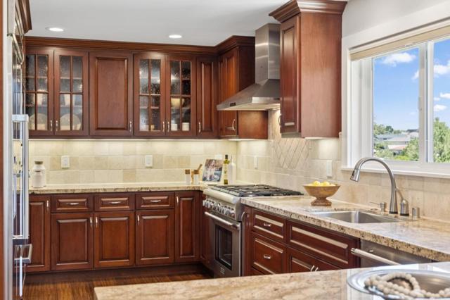 1647 Overland Drive, San Mateo CA: https://media.crmls.org/mediaz/ee26afdf-1642-4859-ad6a-5c36722cf38e.jpg