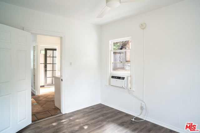 2206 Avon Street photo 17